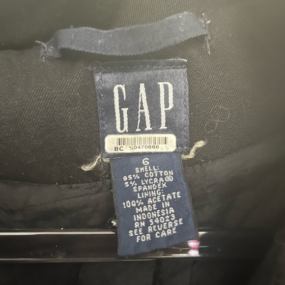 Black cropped jean jacket - Picture 4 of 4